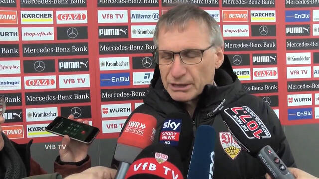 Michael Reschke nach dem Spiel in Düsseldorf