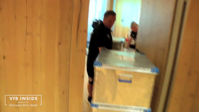 VfB Inside – powered by Mercedes-Benz Bank. Folge 2, „Alles sauber“