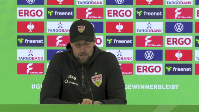 DFB-Pokal Pressekonferenz: Jahn Regensburg - VfB Stuttgart