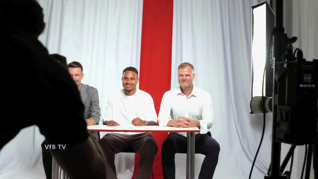 Niko Nartey bleibt Weiß & Rot!