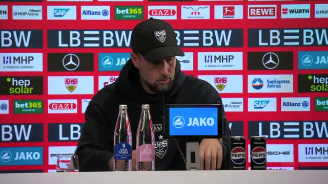 Pressekonferenz: VfB Stuttgart - FC Augsburg
