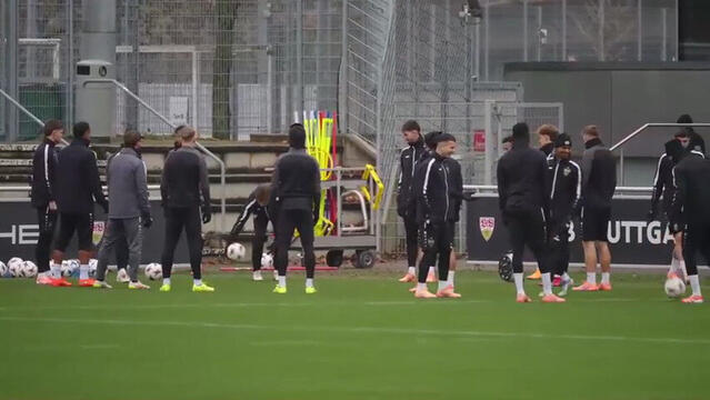 Abschlusstraining Go Ahead Eagles - VfB Stuttgart