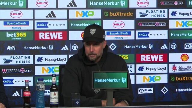 Pressekonferenz: Hamburger SV - VfB Stuttgart