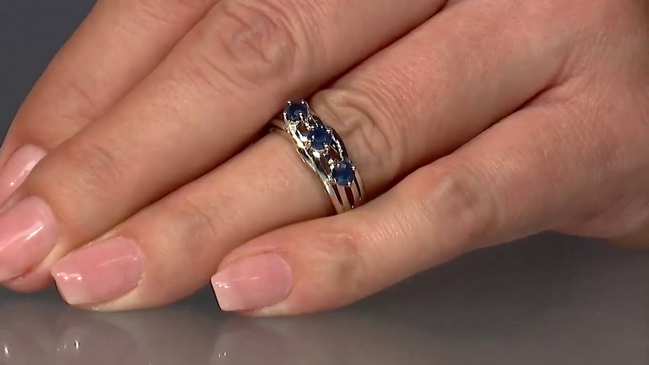 Video Bague en argent et Saphir de Kanchanaburi