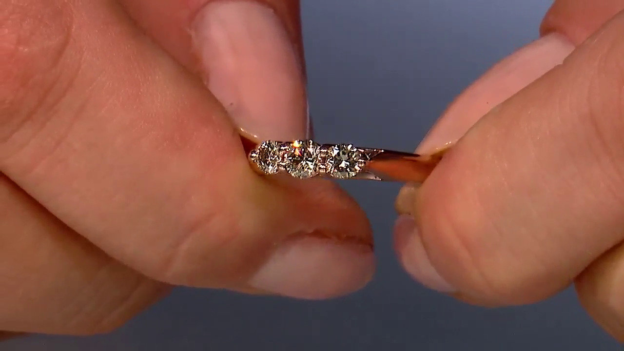 Visualizza l‘ultima asta di gioielli in Tv