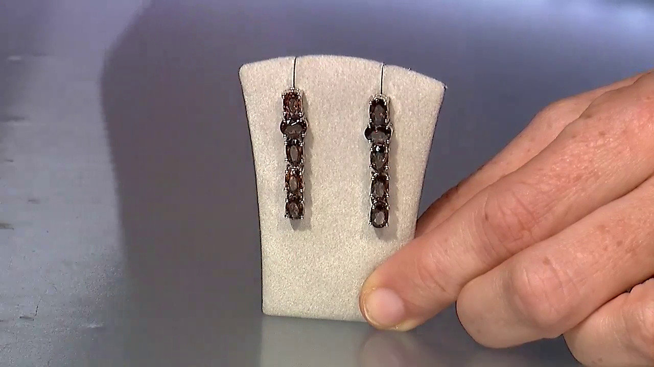 Video Zilveren oorbellen met Chocolade zirkonen