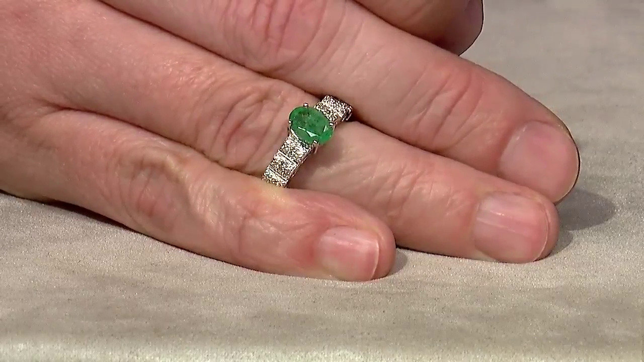 Visualizza l‘ultima asta di gioielli in Tv