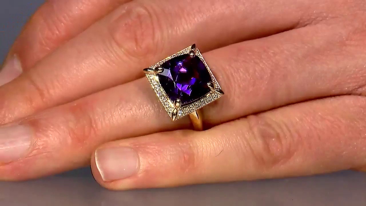 Video Bague en or et Améthyste d'Uruguay