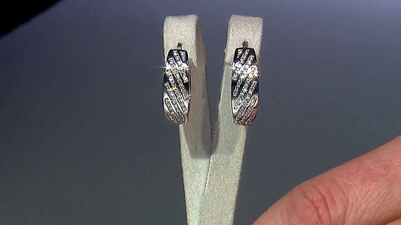 Video Orecchini in oro con Diamante Flawless (D) (LUCENT DIAMONDS)