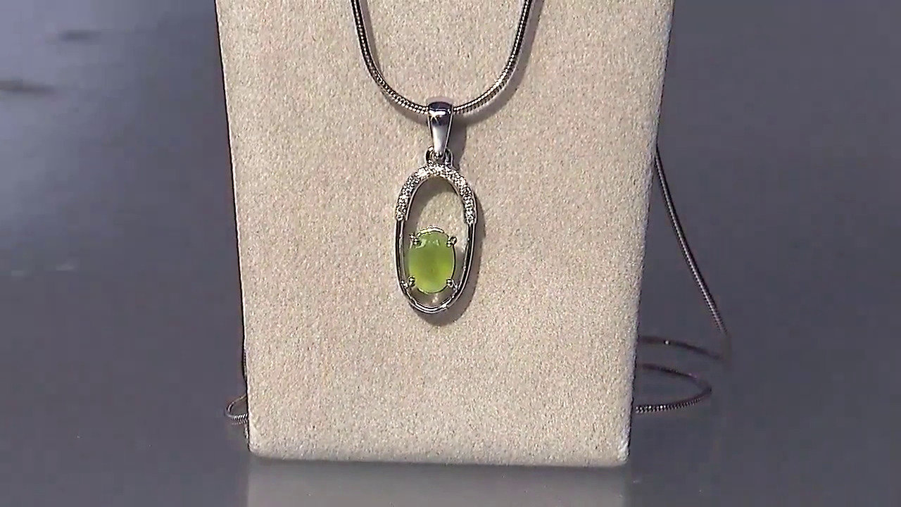 Video Brazilian Green Opal Silver Pendant