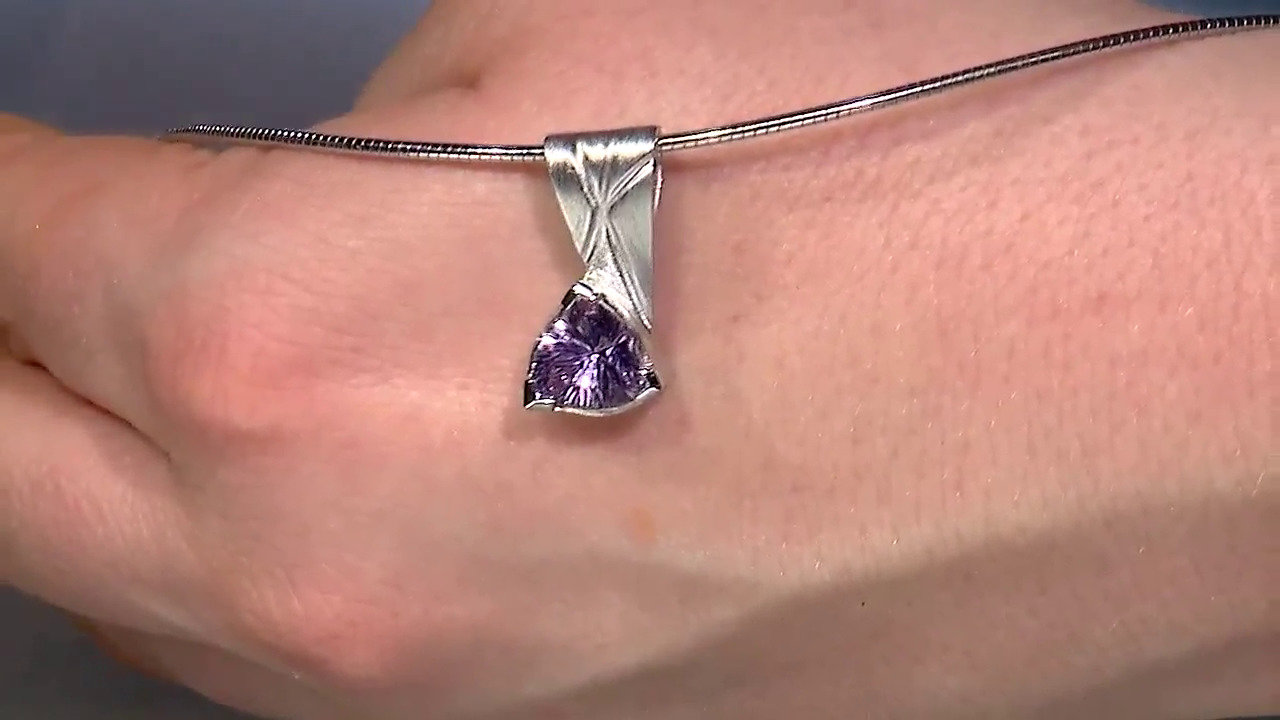 Visualizza l‘ultima asta di gioielli in Tv