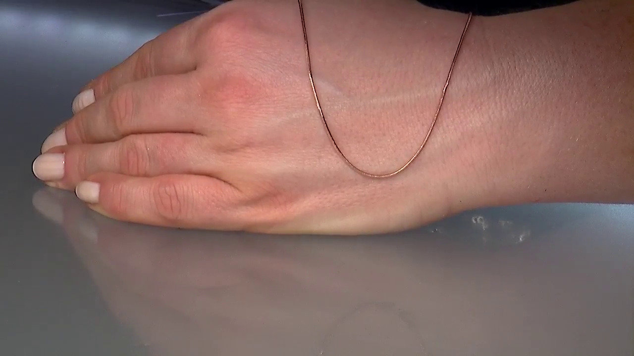 Video Catenina a serpente regolabile con cursore in argento 925 placcato oro rosa - 61 cm - 5,12 g