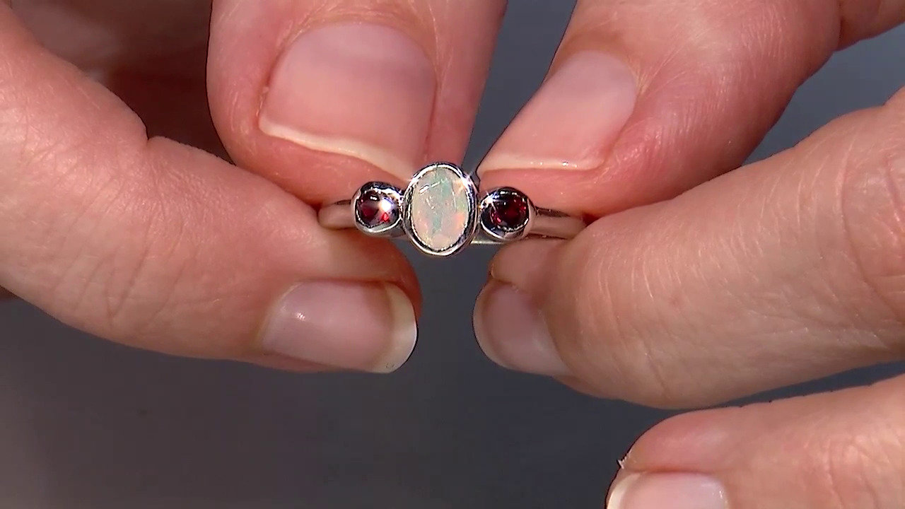 Video Welo Opal Silver Ring