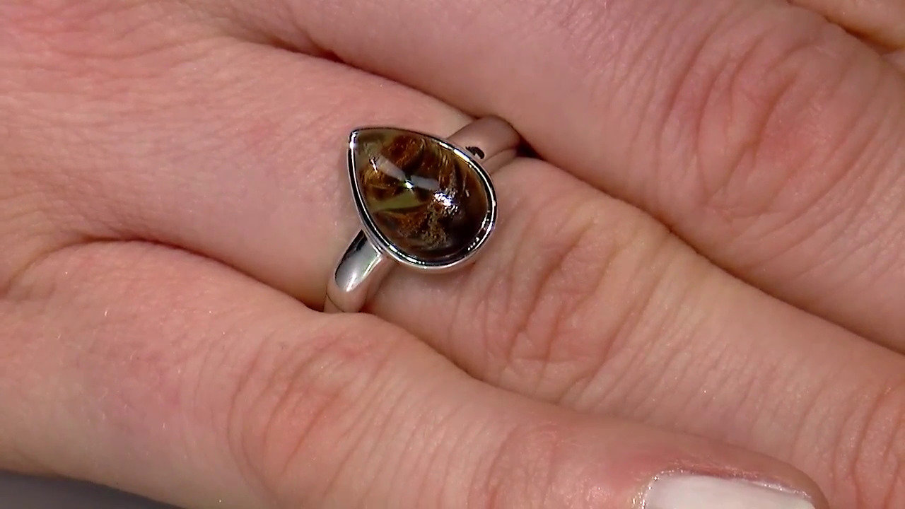 Video Zilveren ring met een Gouden Pietersiet