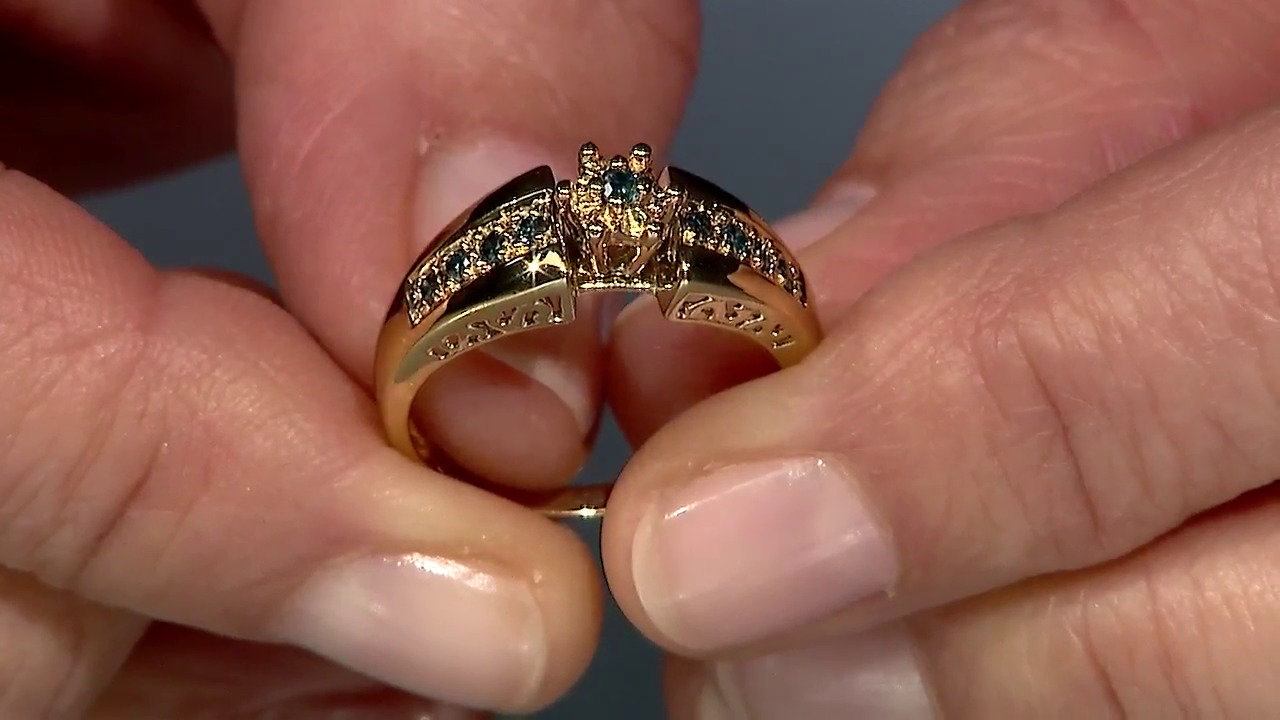 Video Anello placcato in oro con Diamante Fancy