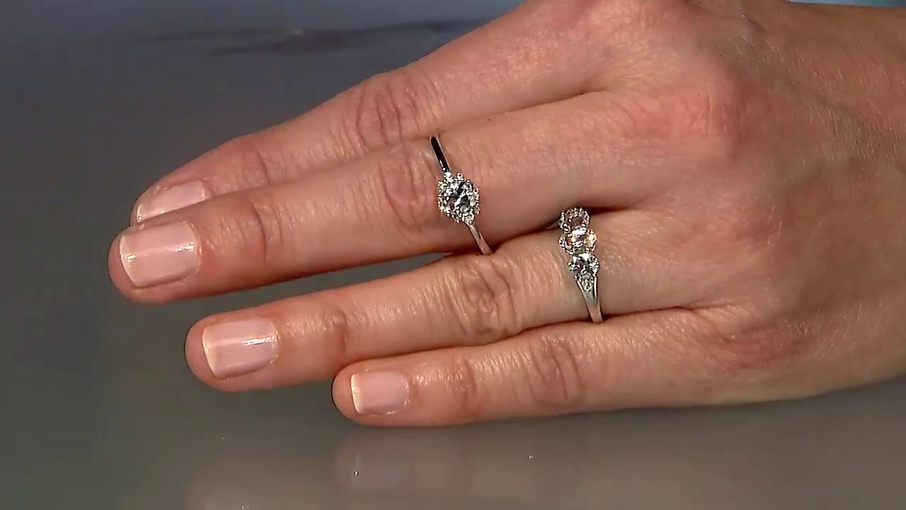 Video Zilveren ring met een danburiet