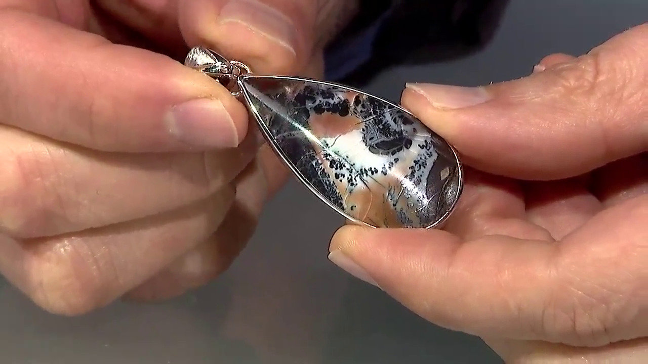 Video Zilveren hanger met een Opaalhout