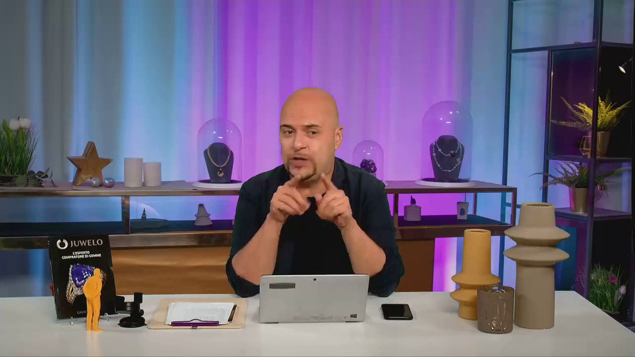 Visualizza l‘ultima asta di gioielli in Tv