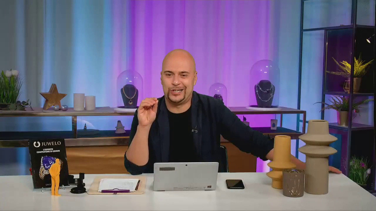 Visualizza l‘ultima asta di gioielli in Tv