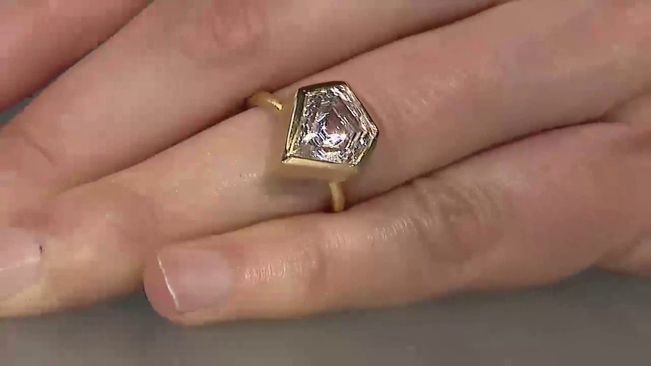 Visualizza l‘ultima asta di gioielli in Tv