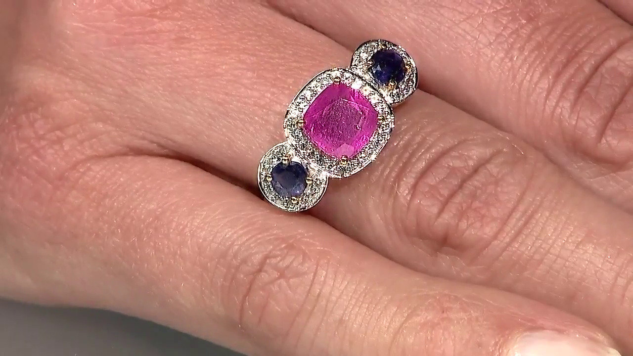 Video Zilveren ring met een Madagaskar Roze Saffier