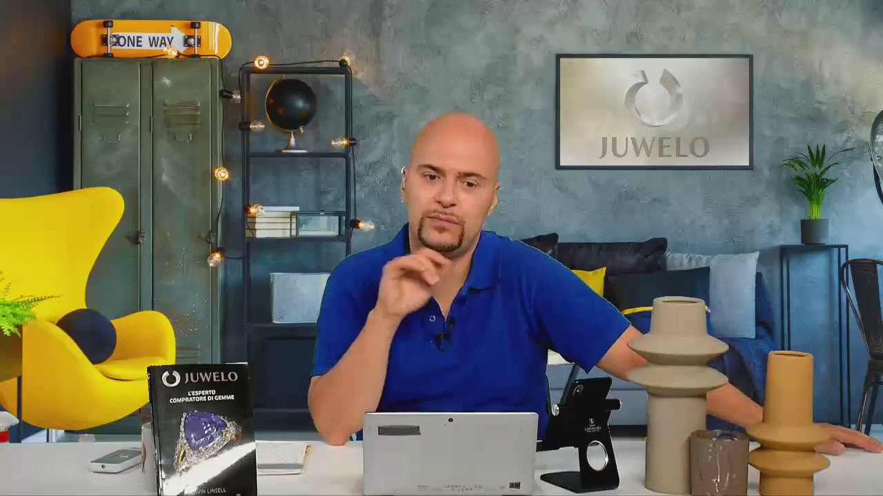 Visualizza l‘ultima asta di gioielli in Tv