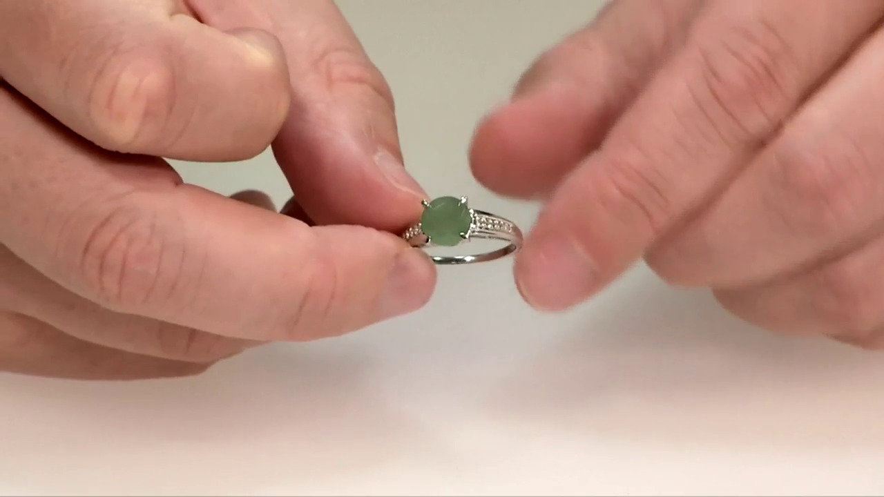 Video Anillo en plata con Calcedonia verde