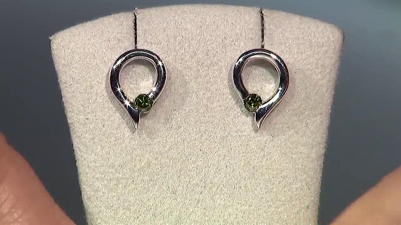 Video Zilveren oorbellen met I3 Groene Diamanten
