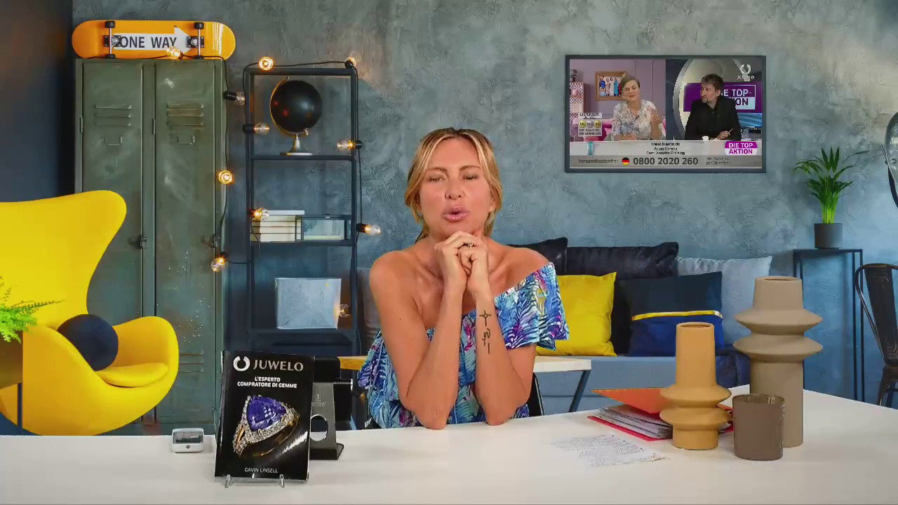 Video Ciondolo in oro con Diamante SI1 (G) (Annette)