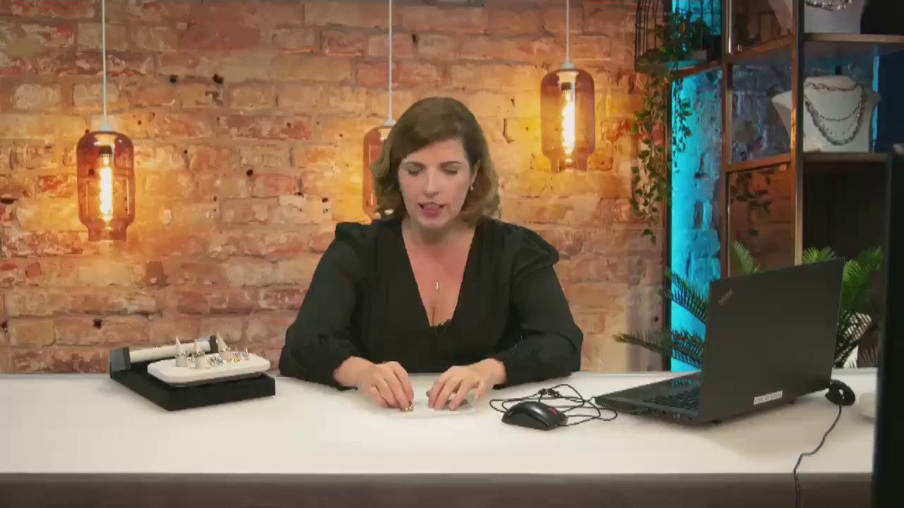 Visualizza l‘ultima asta di gioielli in Tv