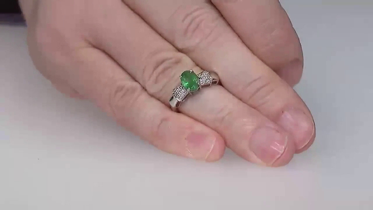 Video Anello placcato in platino con Smeraldo Bahia