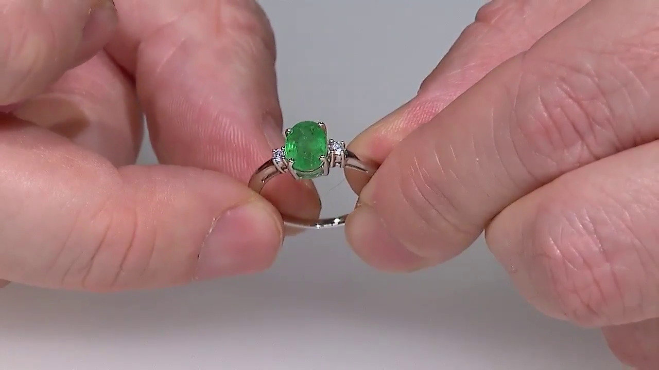 Video Bague en argent et Emeraude de Bahia