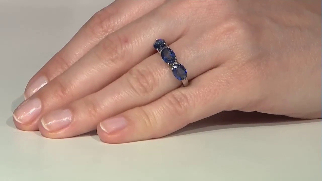 Video Anello in argento con Topazio Blu Royal