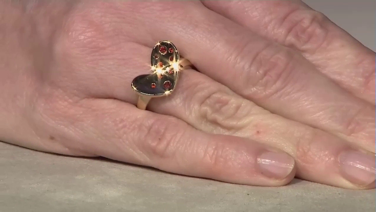 Video Anello in argento con Granato Mozambico