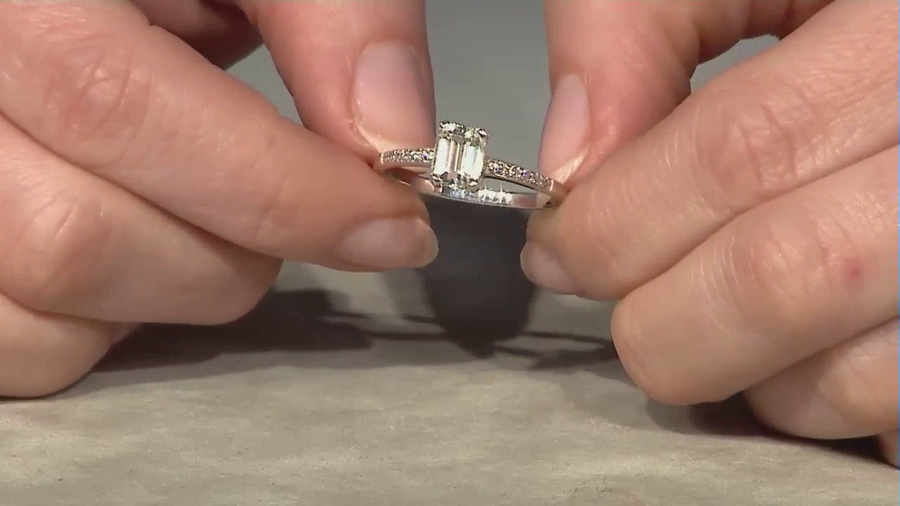 Visualizza l‘ultima asta di gioielli in Tv