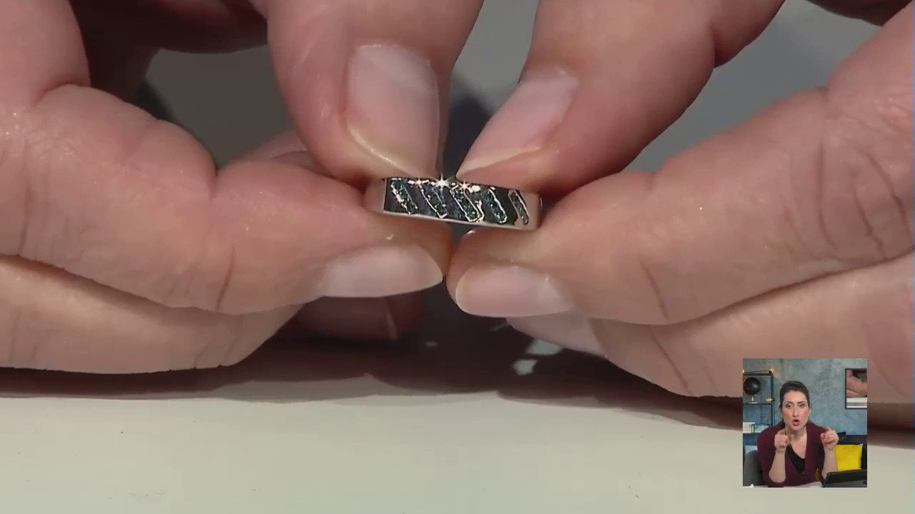 Video Anello in argento con Diamante Blu Royal