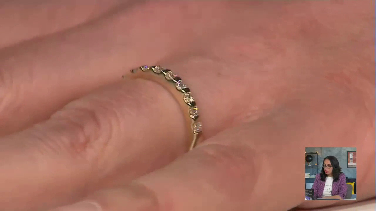 Video Anello in oro con Diamante IF (D) (Annette)