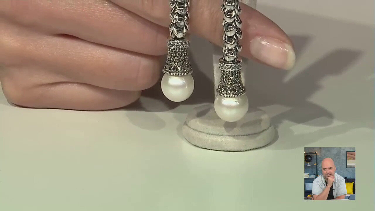Video Orecchini in argento con Perla di Acqua Dolce (Nan Collection)