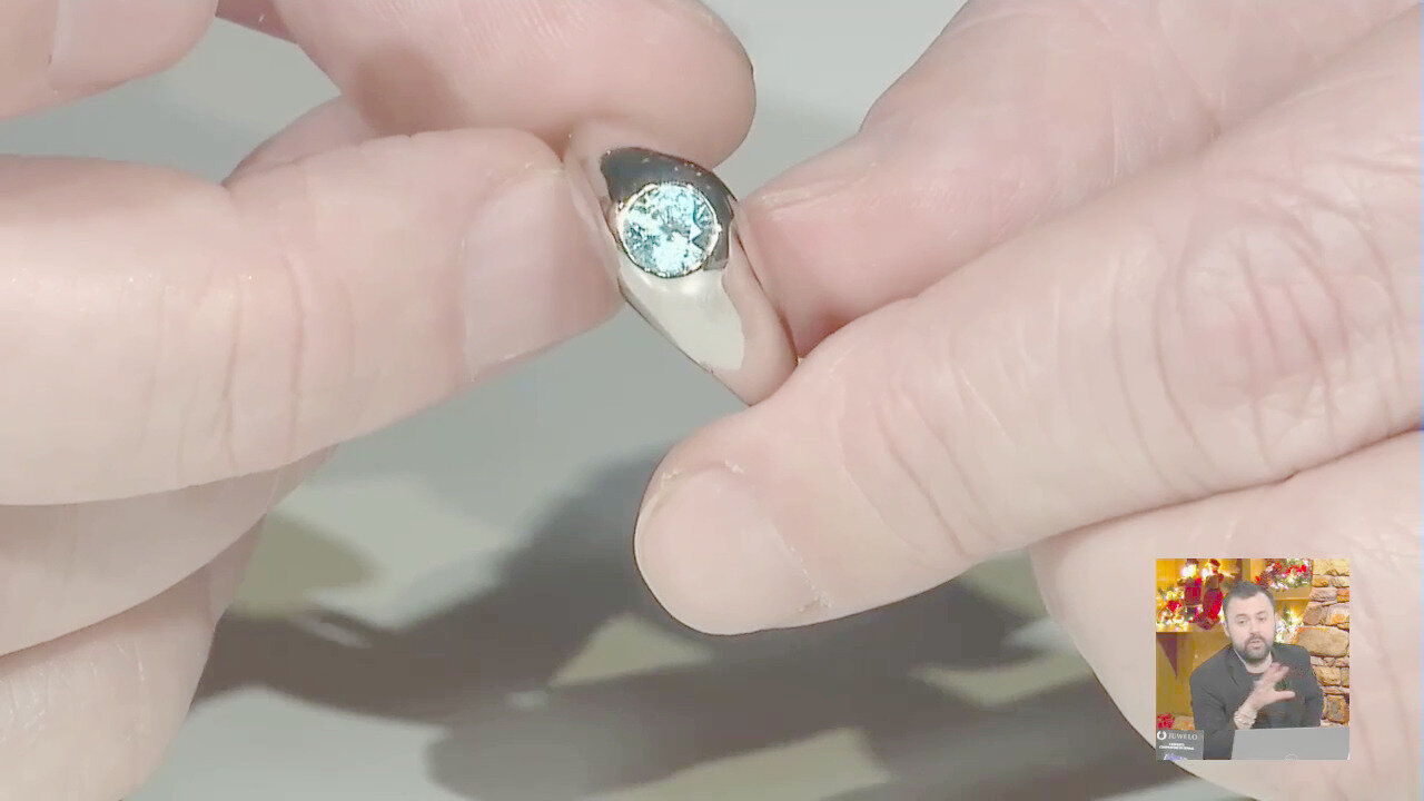 Video Anello in argento con Zircone Ratanakiri