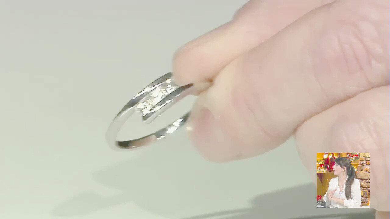 Video Anello in argento con Zircone