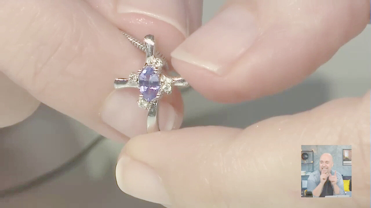 Video Ciondolo in argento con Tanzanite