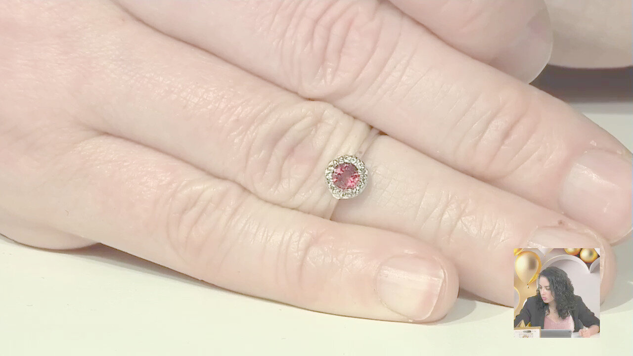 Video Anello in argento con Granato Malaya