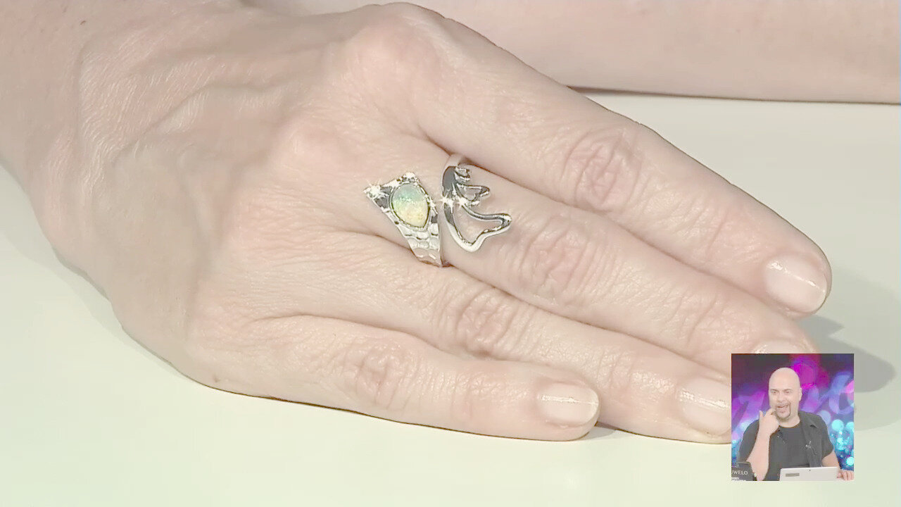 Video Anello in argento con Opale di Welo (TPC)