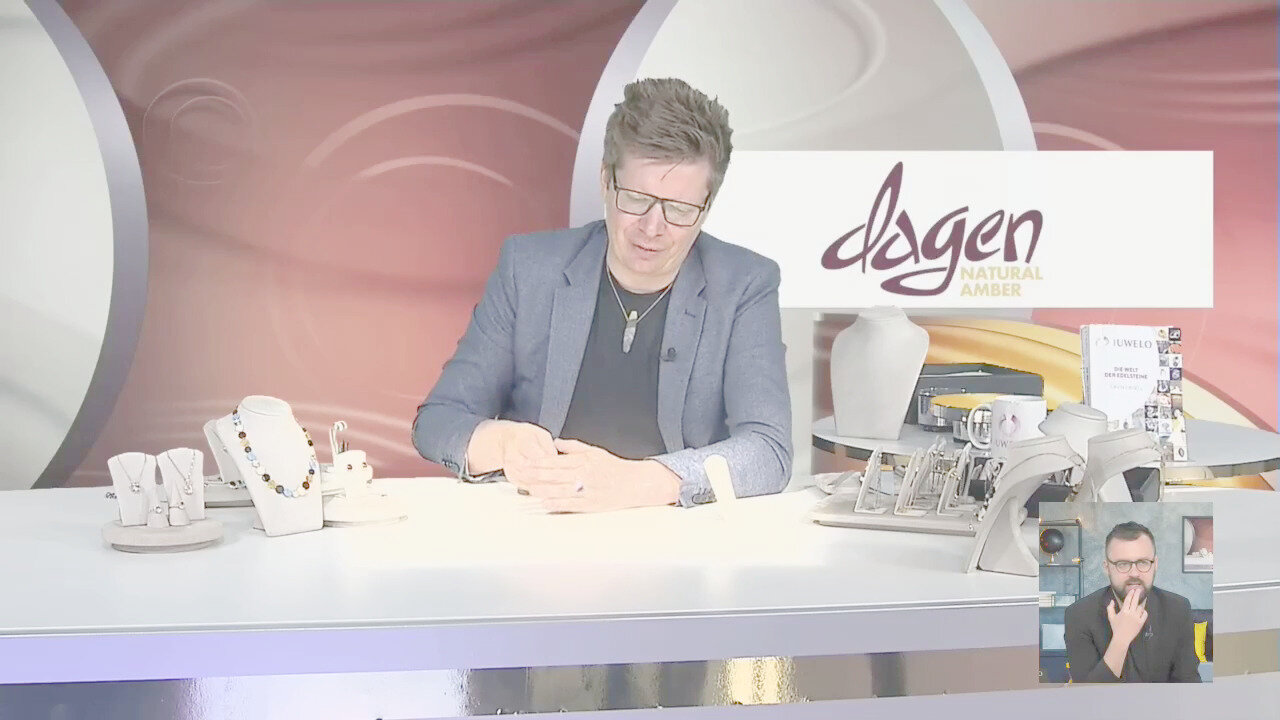 Video Collana in argento con Charoite (dagen)