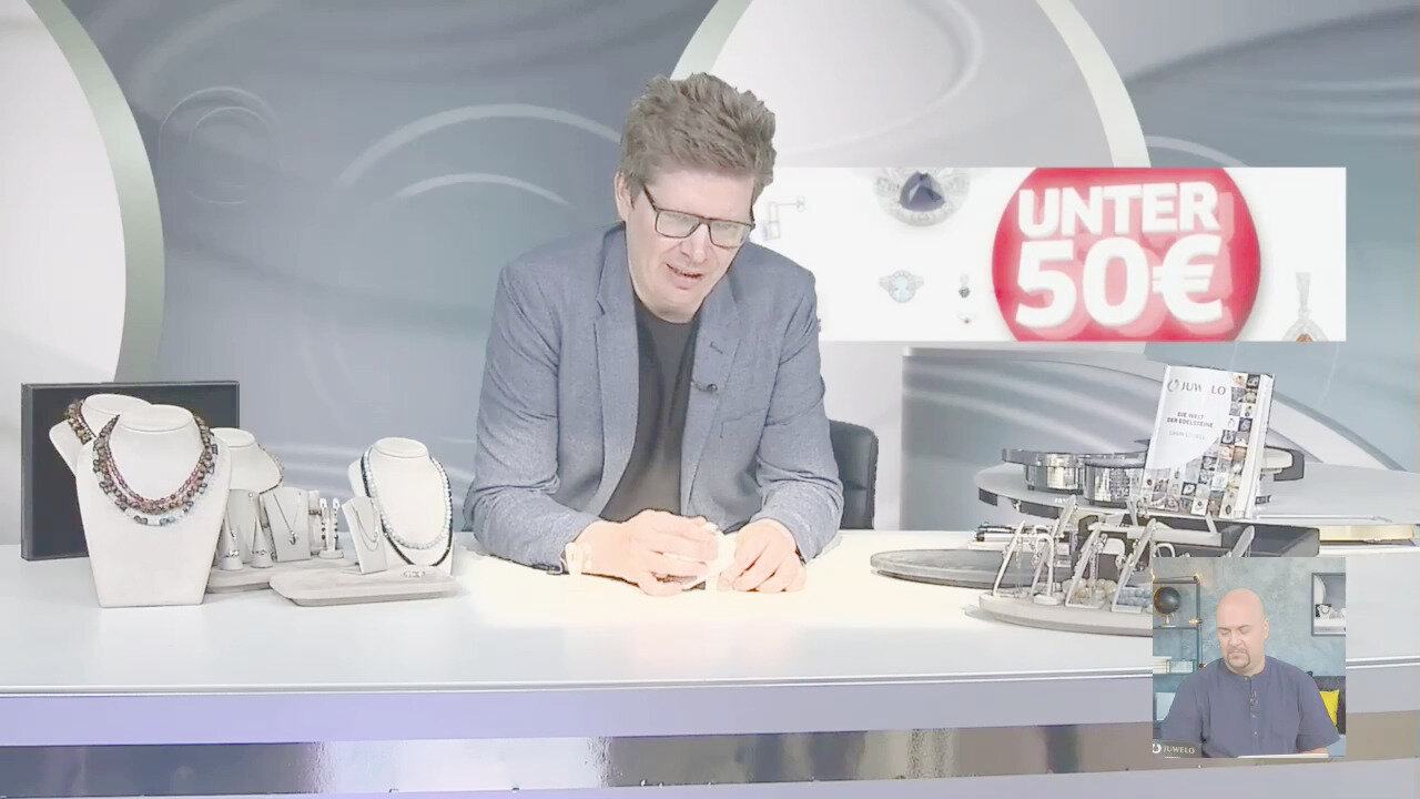 Video Orecchini in argento con Quarzo blu pastello