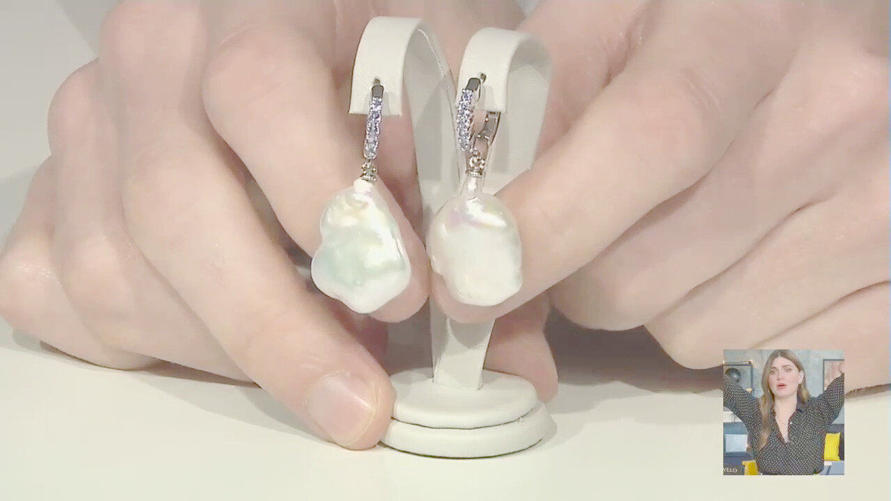 Video Orecchini in argento con Perla di Acqua Dolce (TPC)
