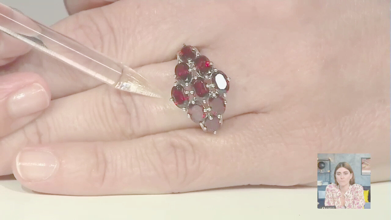 Video Anello in argento con Granato Mozambico