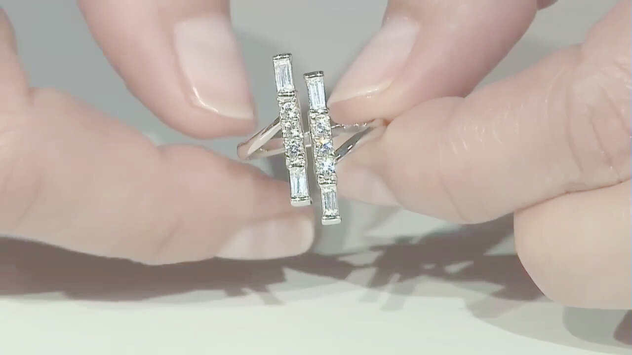 Video Anello in argento con Zircone
