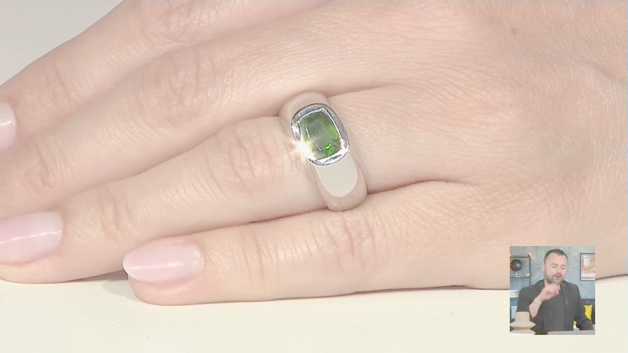 Video Anello in argento con Diopside Russo