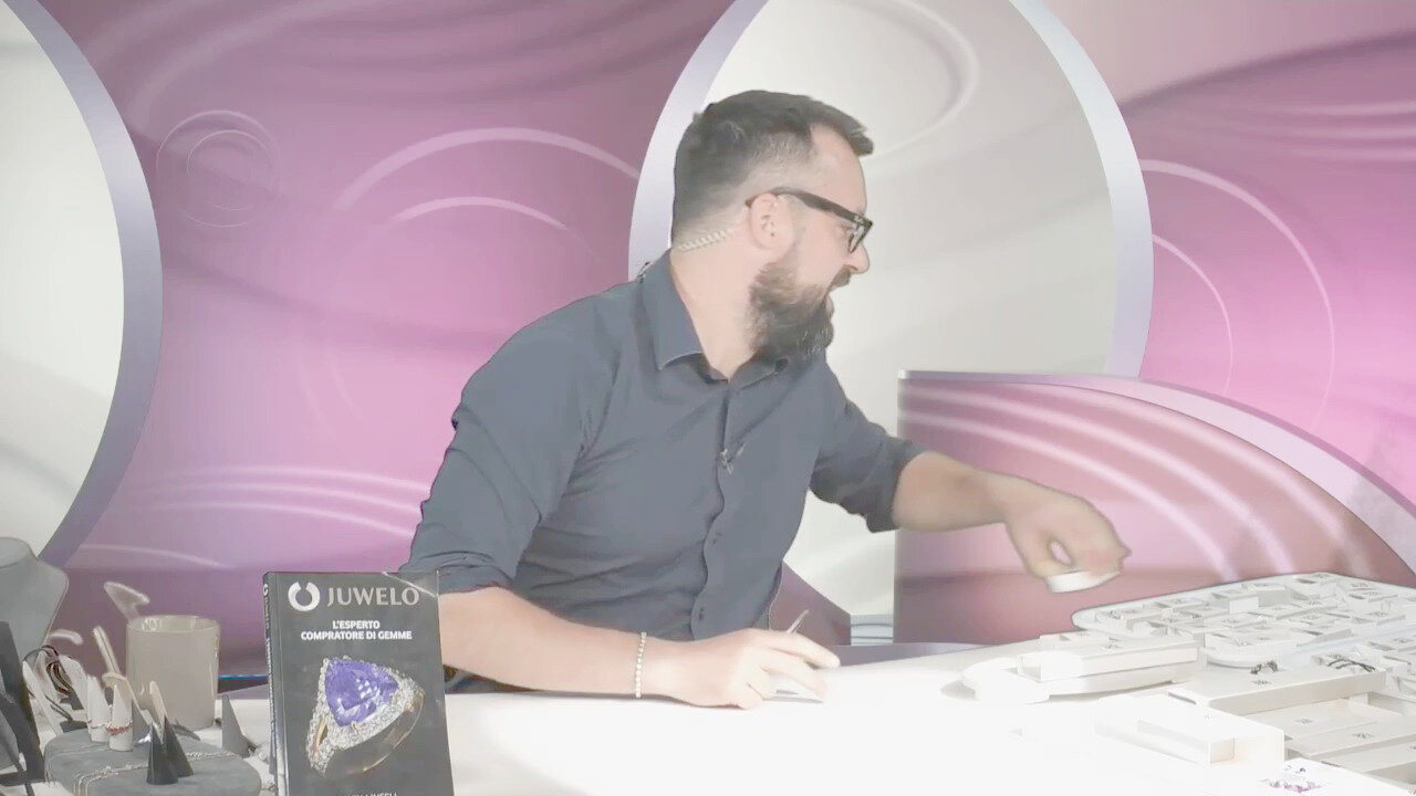 Visualizza l‘ultima asta di gioielli in Tv